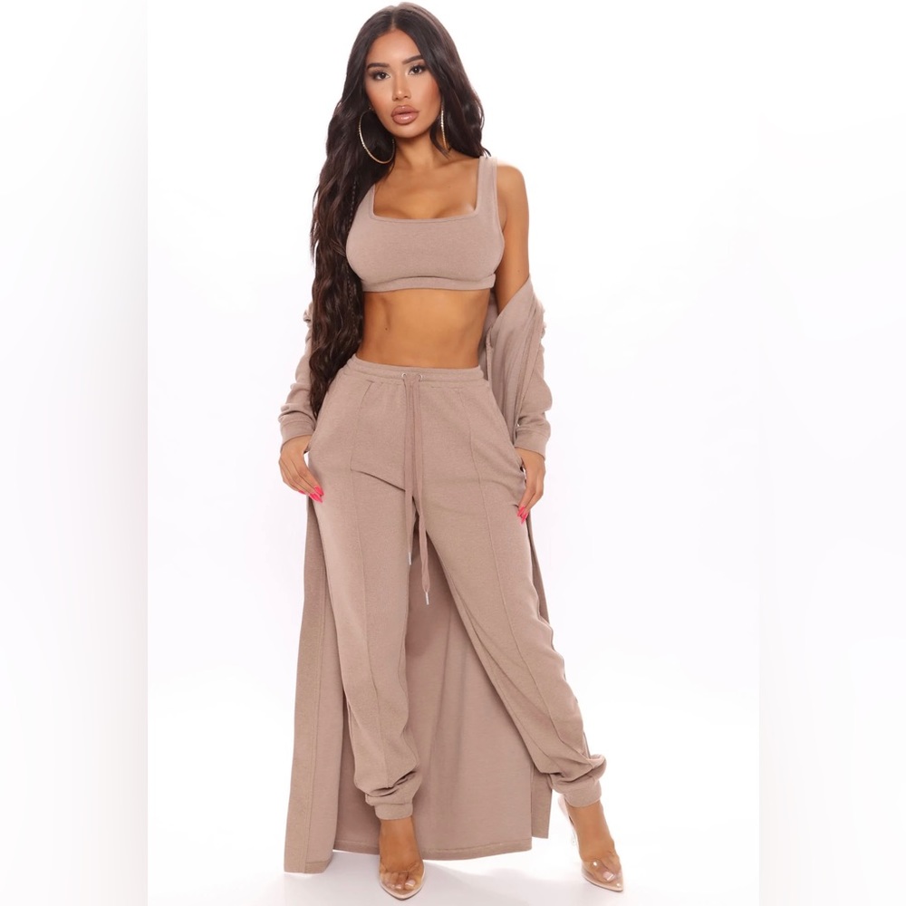 Stay Chill 3 Piece Jogger Set